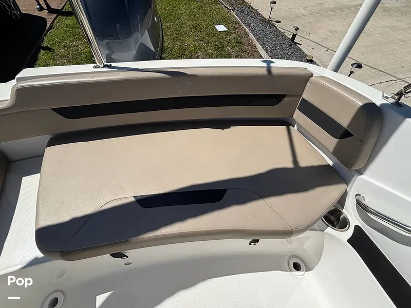 Slide: The Image of Hurricane SS 185 2022 - 15256343