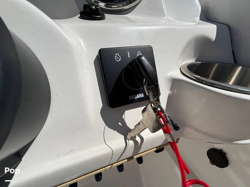 Slide: The Image of Hurricane SS 185 2022 - 15256353