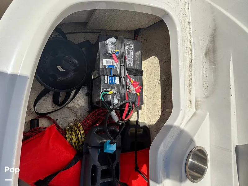 Slide: The Image of Hurricane SS 185 2022 - 15256360