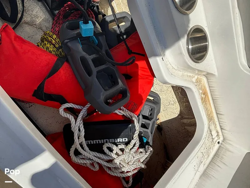 Slide: The Image of Hurricane SS 185 2022 - 15256361