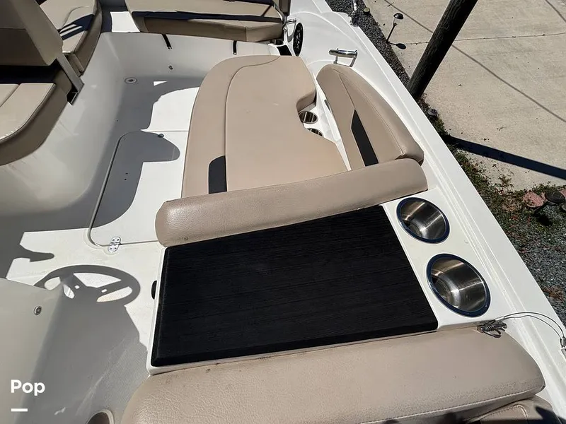 Slide: The Image of Hurricane SS 185 2022 - 15256363