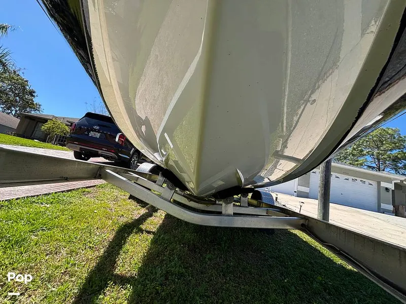 Slide: The Image of Hurricane SS 185 2022 - 15256390