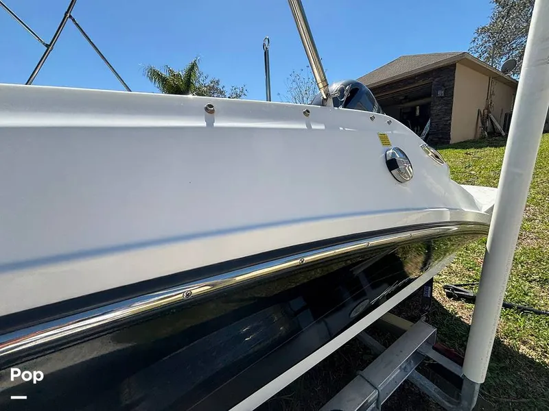 Slide: The Image of Hurricane SS 185 2022 - 15256393