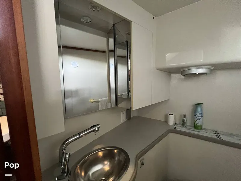 Slide: The Image of Carver 300 Aft Cabin 1994 - 15593140