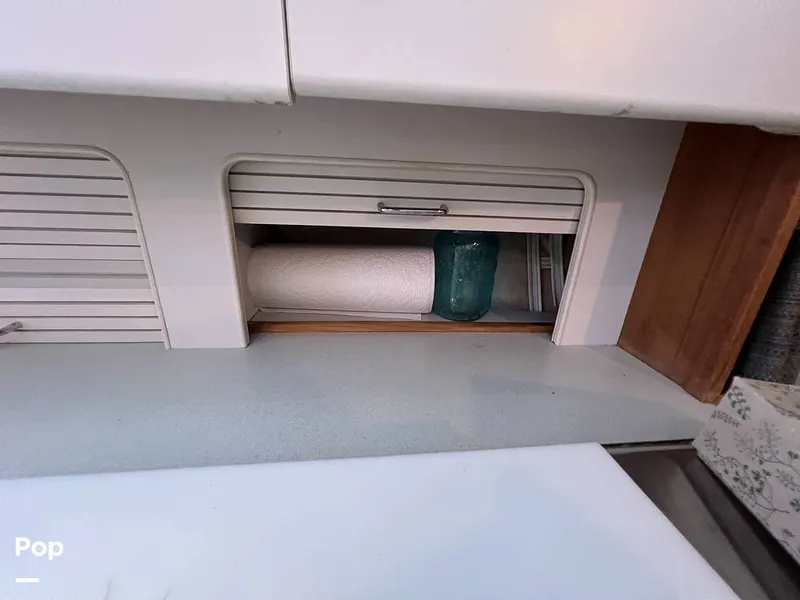 Slide: The Image of Carver Yachts 300 Aft Cabin 1994 - 15593144