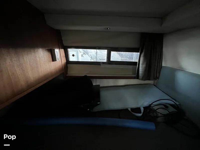 Slide: The Image of Carver Yachts 300 Aft Cabin 1994 - 15593165