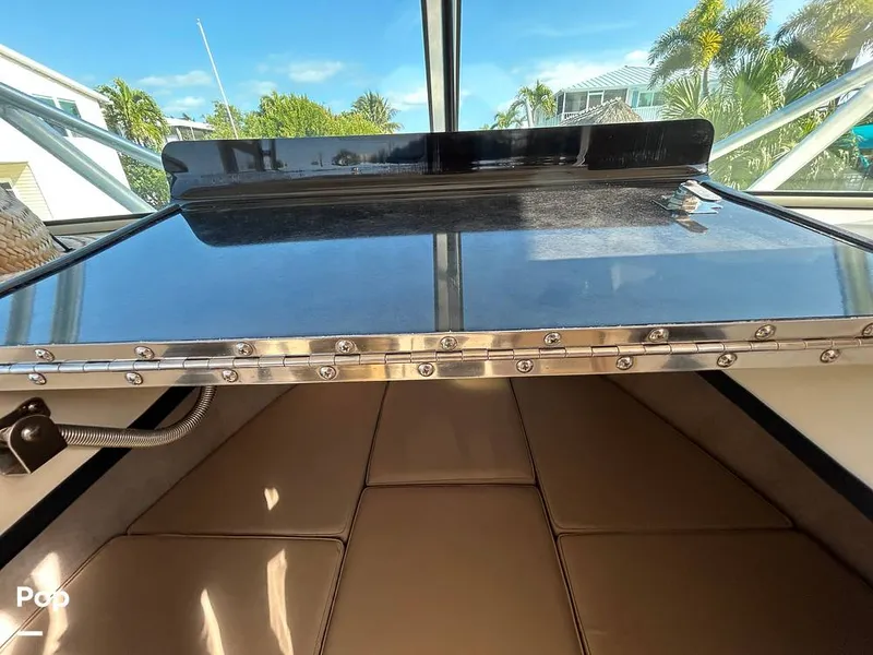 Slide: The Image of Parker 2510 Walkaround Deep V 2004 - 15235827