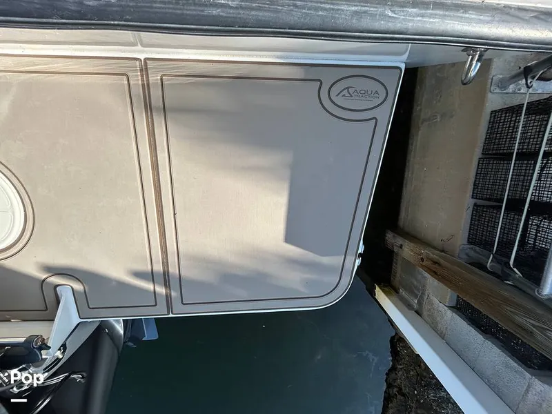 Slide: The Image of Parker 2510 Walkaround Deep V 2004 - 15235750