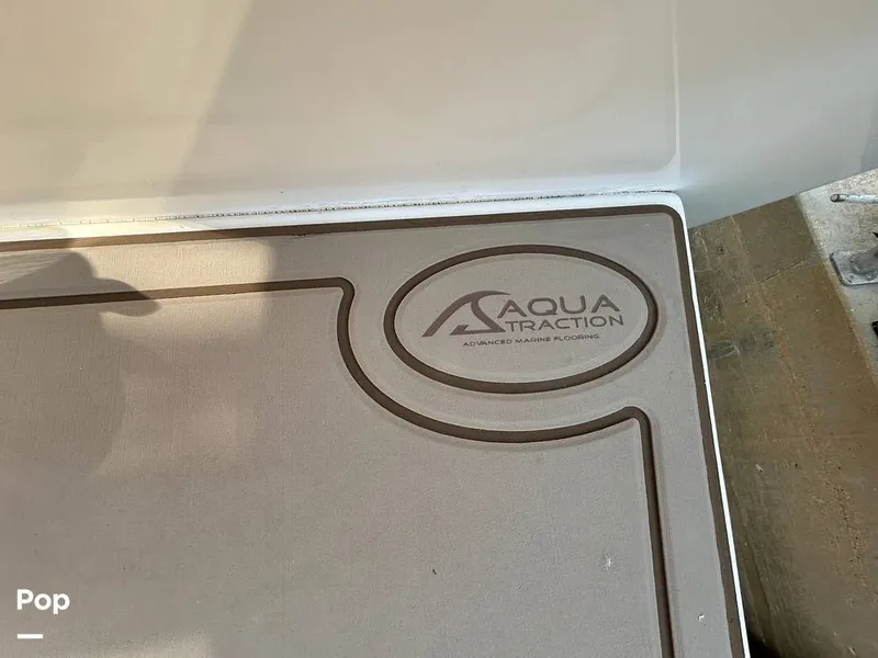 Slide: The Image of Parker 2510 Walkaround Deep V 2004 - 15235757