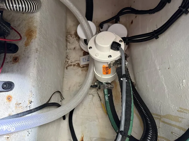 Slide: The Image of Seaswirl 2601 WA Striper 2005 - 15303150