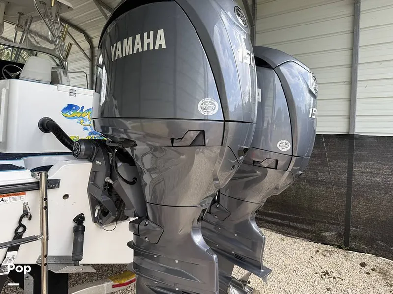 Slide: The Image of Seaswirl 2601 WA Striper 2005 - 15303185