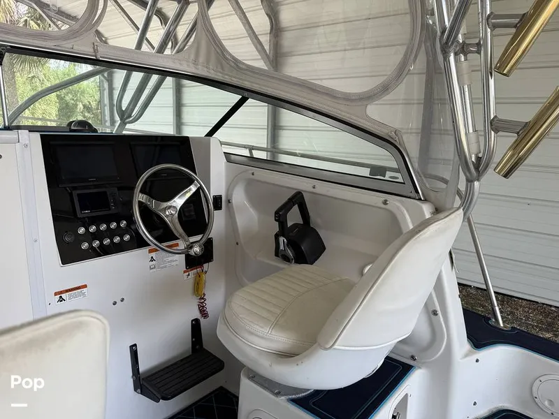 Slide: The Image of Seaswirl 2601 WA Striper 2005 - 15303230