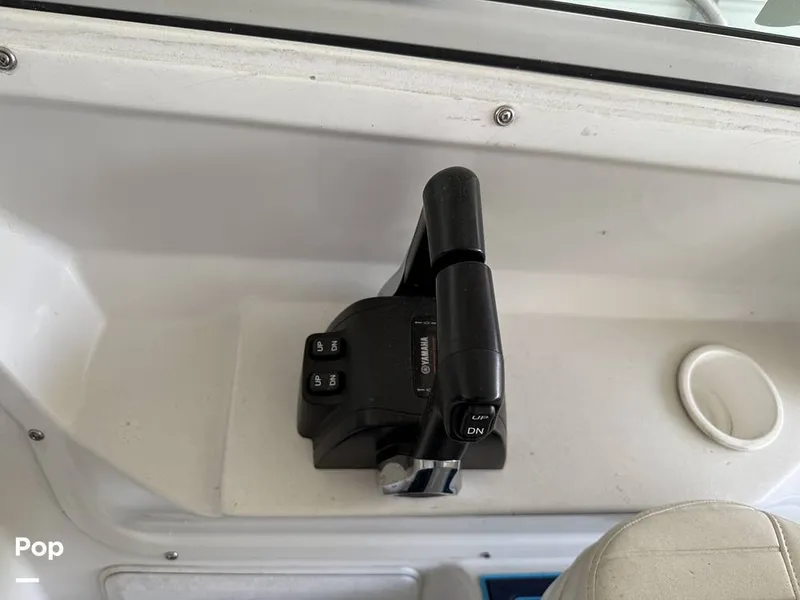 Slide: The Image of Seaswirl 2601 WA Striper 2005 - 15303235