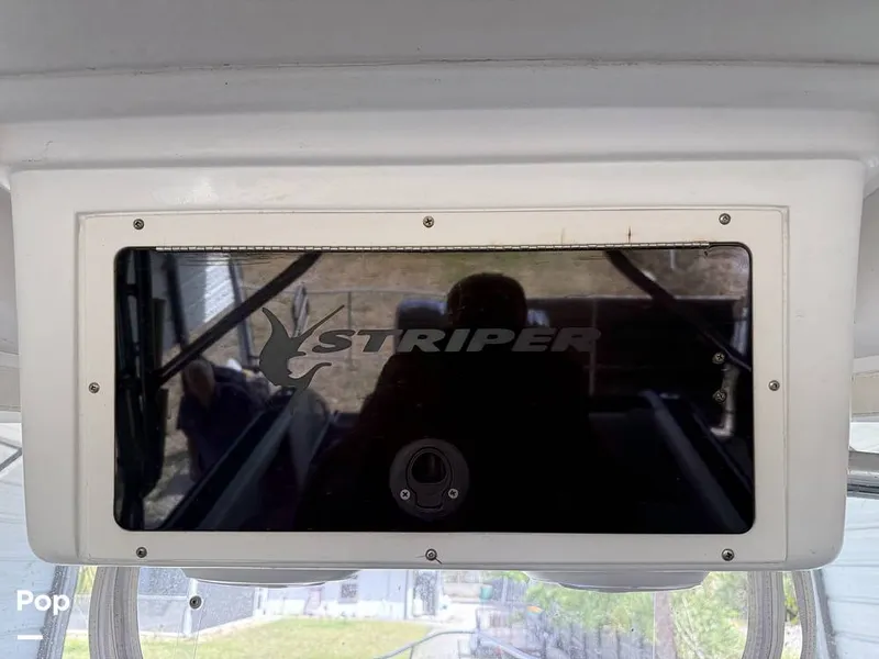 Slide: The Image of Seaswirl 2601 WA Striper 2005 - 15303241