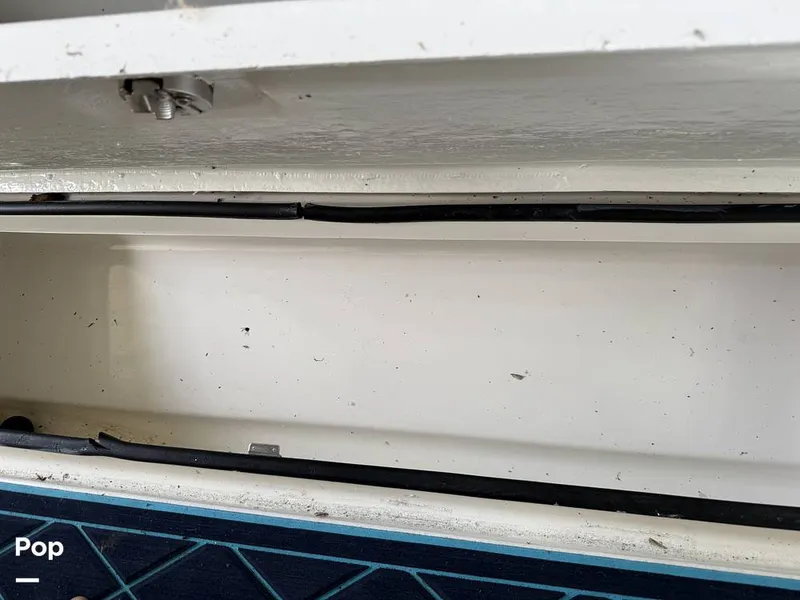 Slide: The Image of Seaswirl 2601 WA Striper 2005 - 15303254