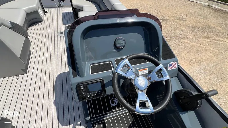 Slide: The Image of Massimo P24 Limited Max 2022 - 15295300