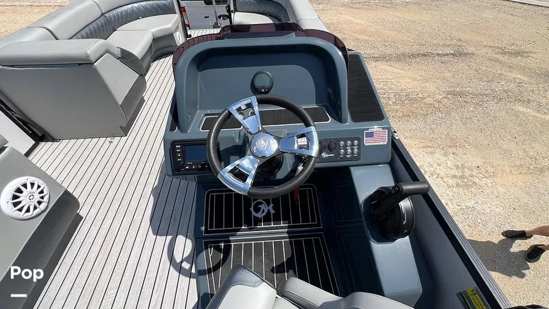 Slide: The Image of Massimo P24 Limited Max 2022 - 15295304