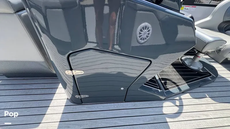 Slide: The Image of Massimo P24 Limited Max 2022 - 15295311