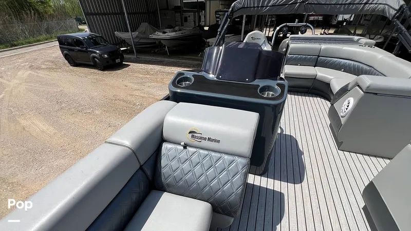 Slide: The Image of Massimo P24 Limited Max 2022 - 15295316