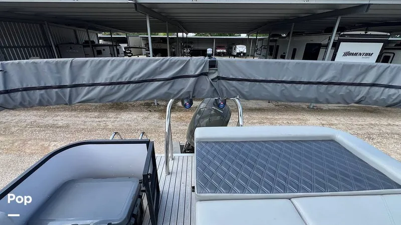 Slide: The Image of Massimo P24 Limited Max 2022 - 15295335