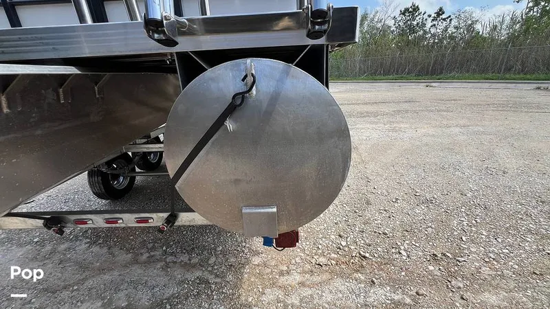 Slide: The Image of Massimo P24 Limited Max 2022 - 15295345