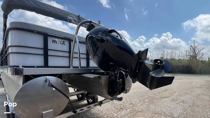 Slide: The Image of Massimo P24 Limited Max 2022 - 15295349