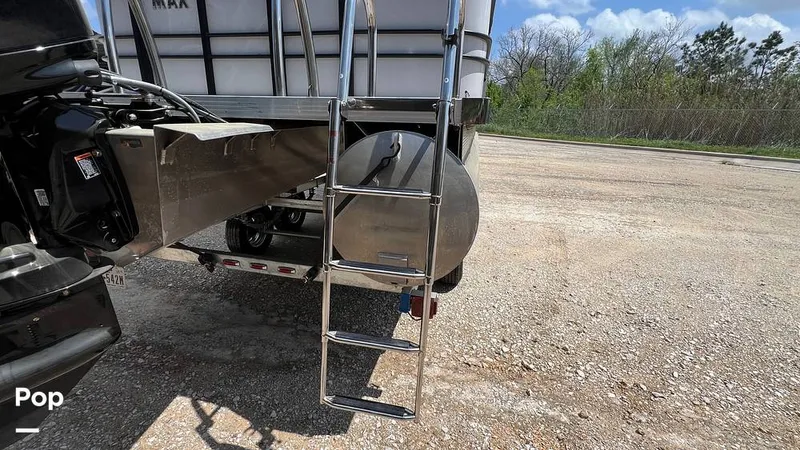 Slide: The Image of Massimo P24 Limited Max 2022 - 15295354