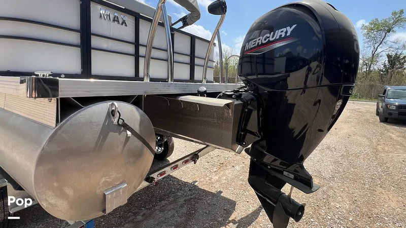 Slide: The Image of Massimo P24 Limited Max 2022 - 15295358