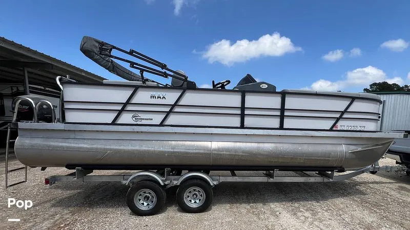 Slide: The Image of Massimo P24 Limited Max 2022 - 15295359