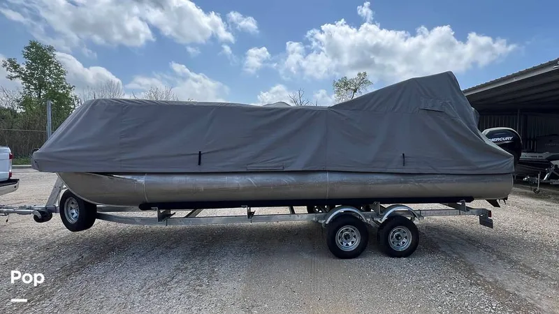 Slide: The Image of Massimo P24 Limited Max 2022 - 15295366