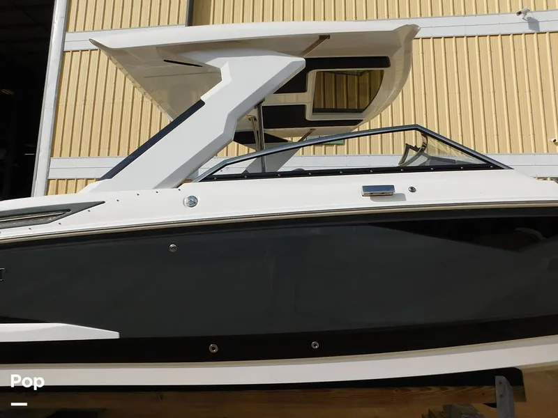 Slide: The Image of Cobalt A29 2021 - 16196368