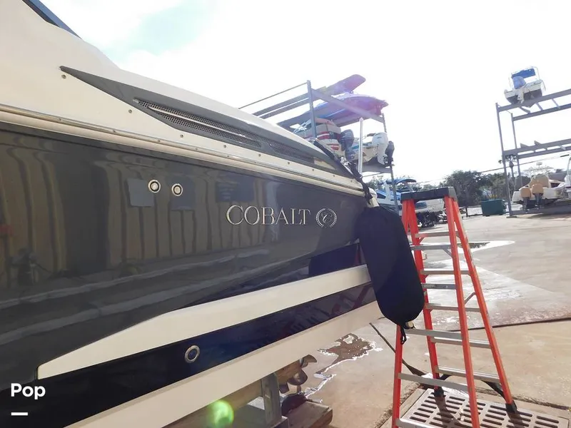 Slide: The Image of Cobalt A29 2021 - 16196374