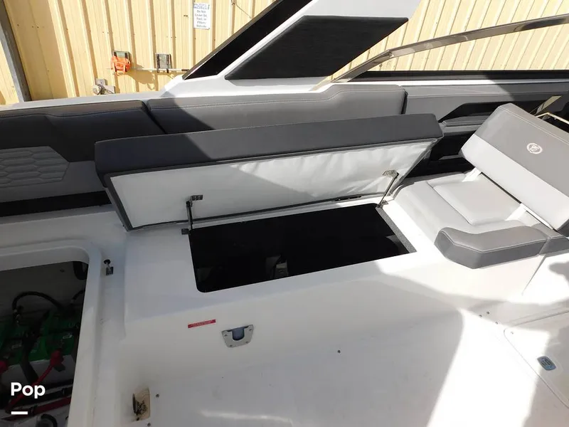 Slide: The Image of Cobalt A29 2021 - 16196384