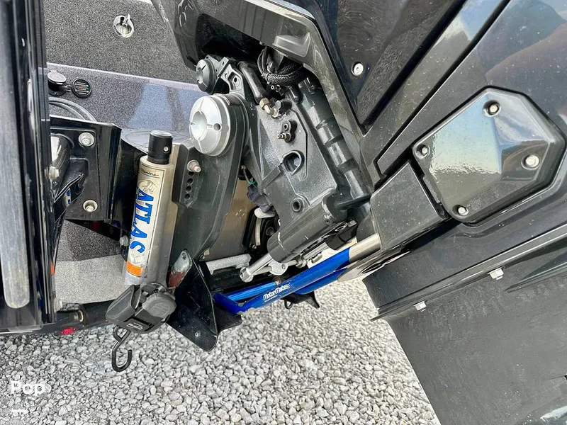 Slide: The Image of Ranger Boats Z520L 2019 - 15247303