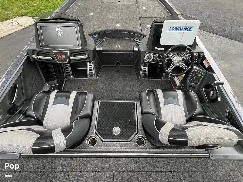 Slide: The Image of Ranger Boats Z520L 2019 - 15251640