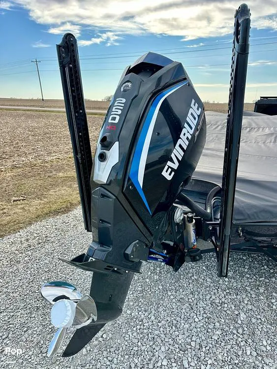 Slide: The Image of Ranger Boats Z520L 2019 - 15247328