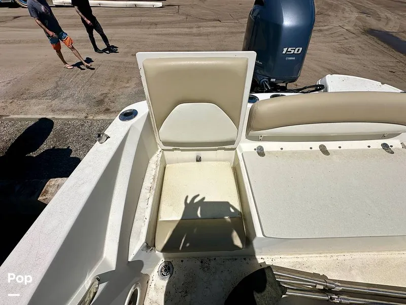 Slide: The Image of Fold Down Seats - 15406299