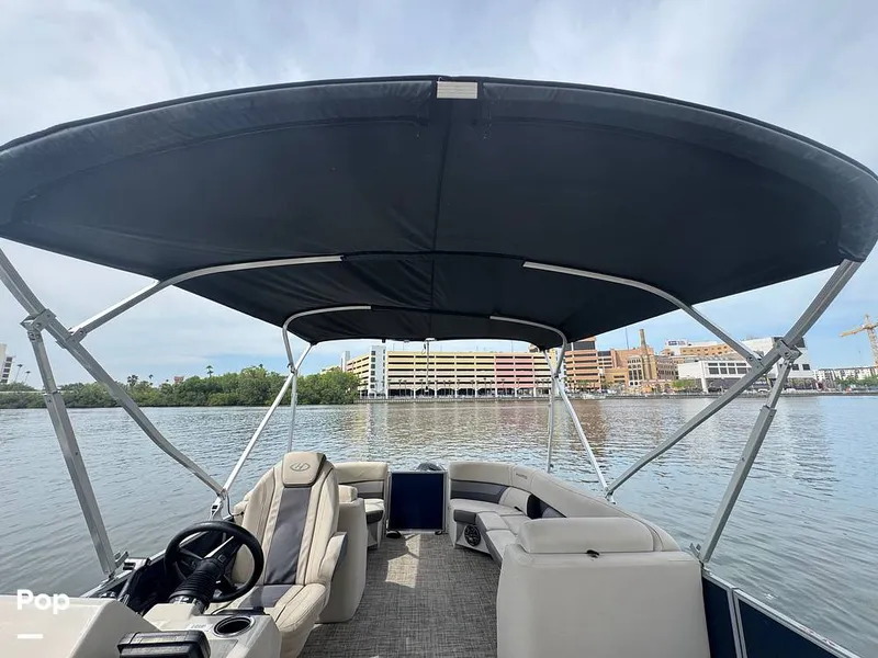 Slide: The Image of Harris 230 CR 2023 - 15277948