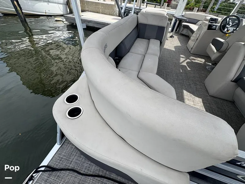 Slide: The Image of Harris 230 CR 2023 - 15277969