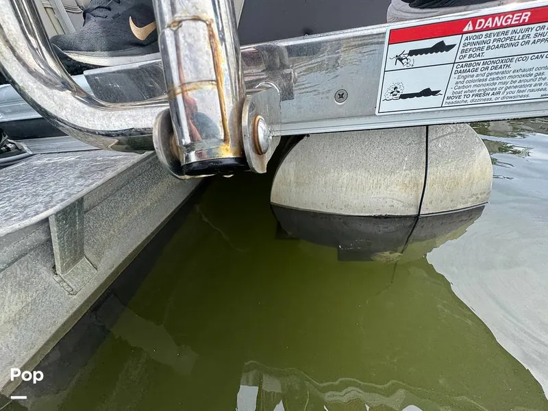 Slide: The Image of Harris 230 CR 2023 - 15277980