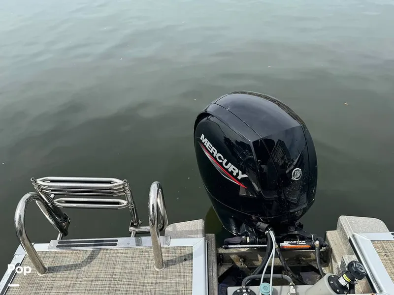 Slide: The Image of Harris 230 CR 2023 - 15277983