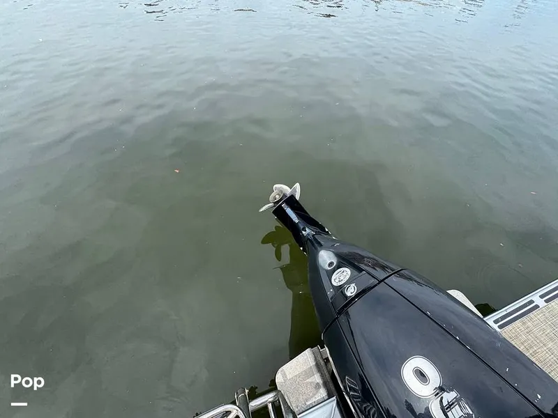 Slide: The Image of Harris 230 CR 2023 - 15277984