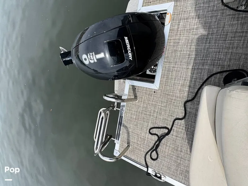 Slide: The Image of Harris 230 CR 2023 - 15278033