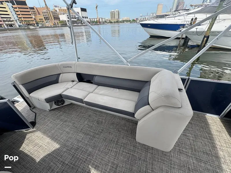 Slide: The Image of Harris 230 CR 2023 - 15278036