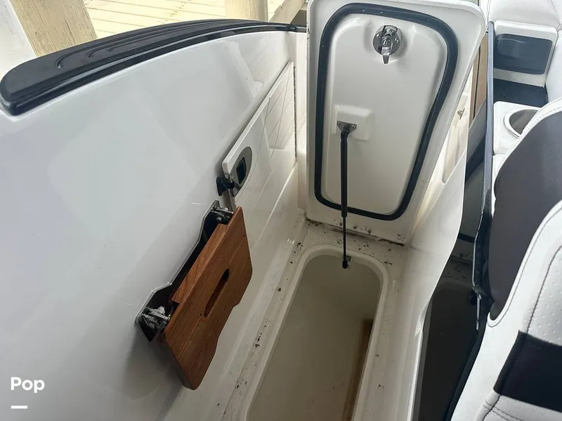 Slide: The Image of Sea Ray 260 SLX 2023 - 15308296