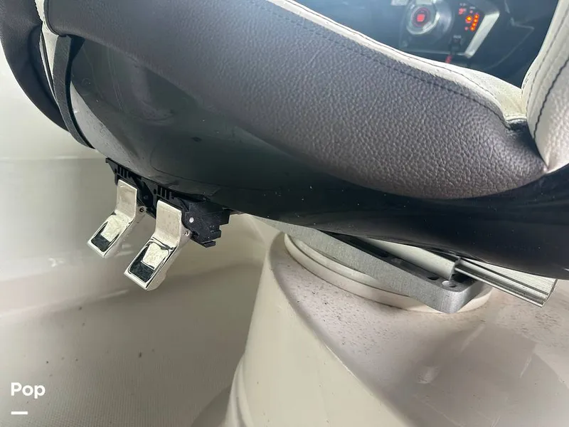 Slide: The Image of Sea Ray 260 SLX 2023 - 15308300