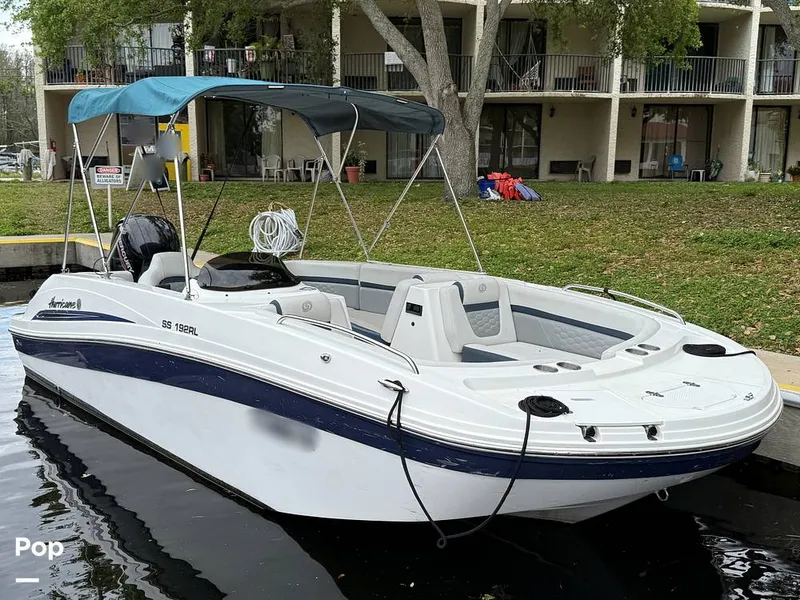 The Image of Hurricane SunDeck Sport 192RL OB 2022 - 15262663