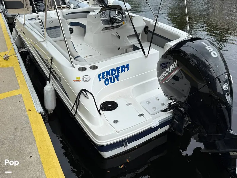 Slide: The Image of Hurricane SunDeck Sport 192RL OB 2022 - 15262685