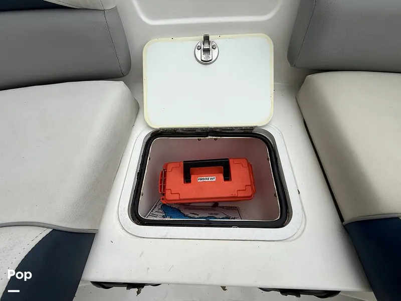 Slide: The Image of Hurricane SunDeck Sport 192RL OB 2022 - 15262725