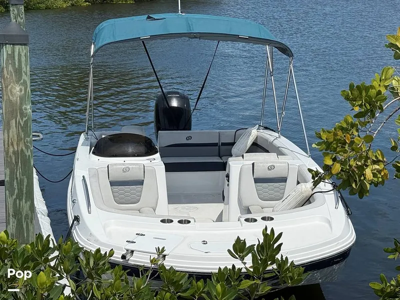 Slide: The Image of Hurricane SS 192 RL 2022 - 15304192